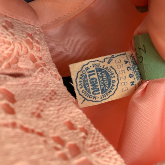 Vintage Light Pink Lace Top - Picture 3 of 3